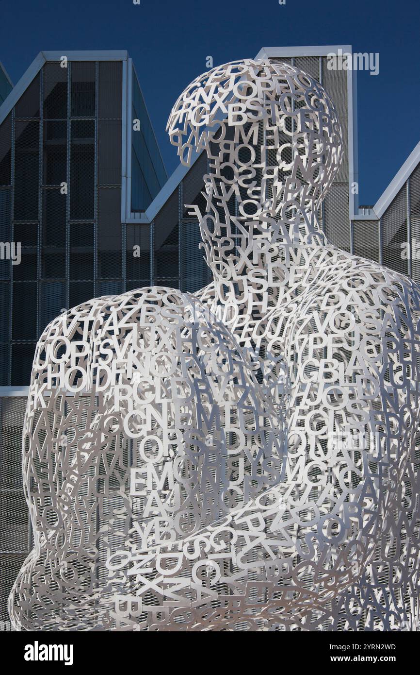 Spanien, Region Aragón, Provinz Saragossa, Zaragoza, Zaragoza Expo-Gelände, Skulptur Alma del Ebro durch Jaume Plensa, 2008 Stockfoto