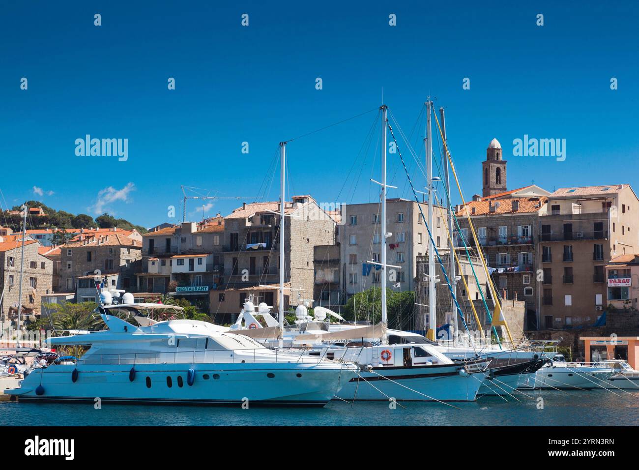 Frankreich, Korsika, Departement Corse-du-Sud, Korsika South Coast Region, Propriano, Stadt marina Stockfoto