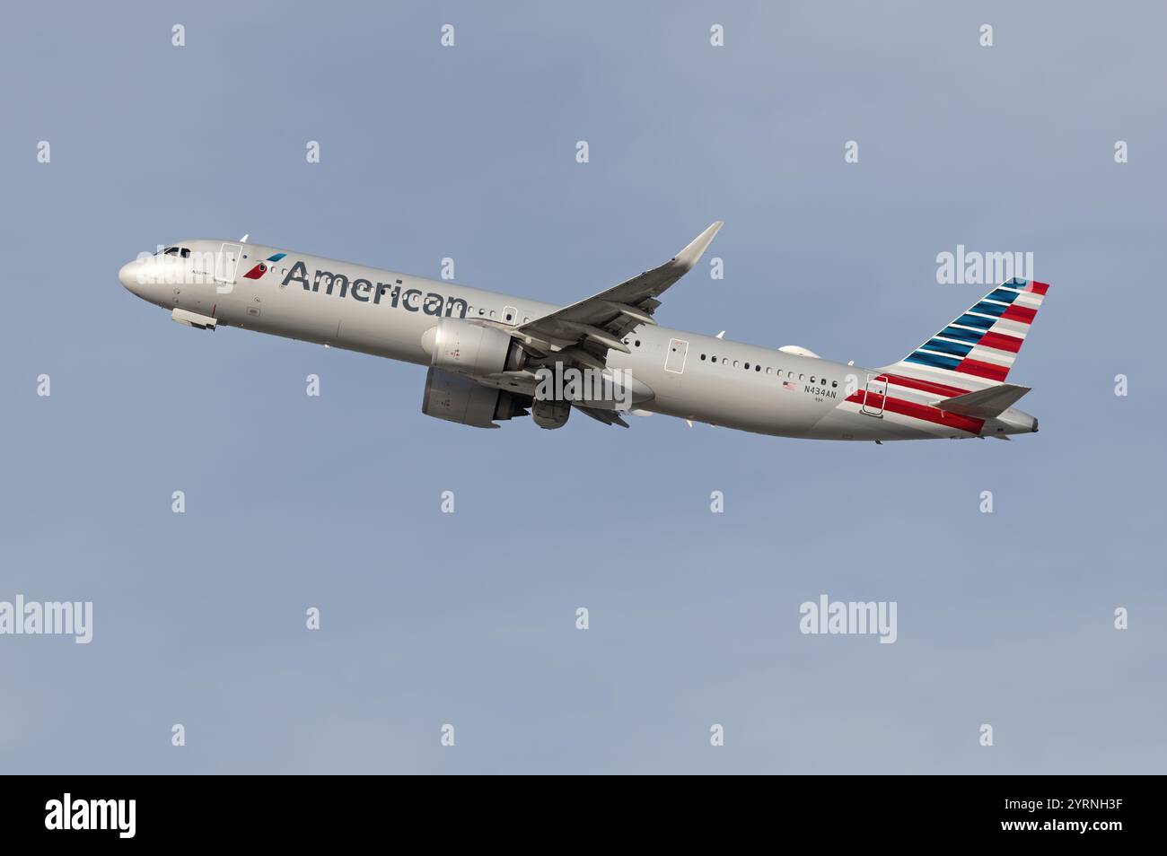 American Airlines Airbus A321neo mit der Registrierung N434AN ab LAX, Los Angeles, International Airport. Stockfoto