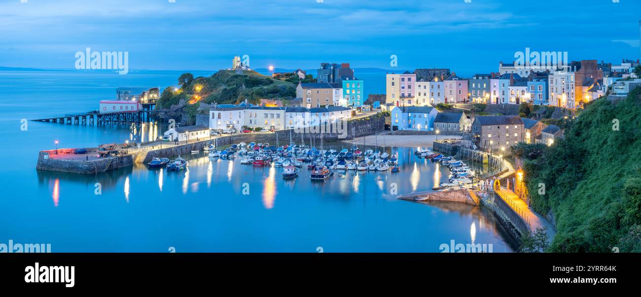 Abend im Tenby Harbour, Pemborkeshire, Wales Stockfoto