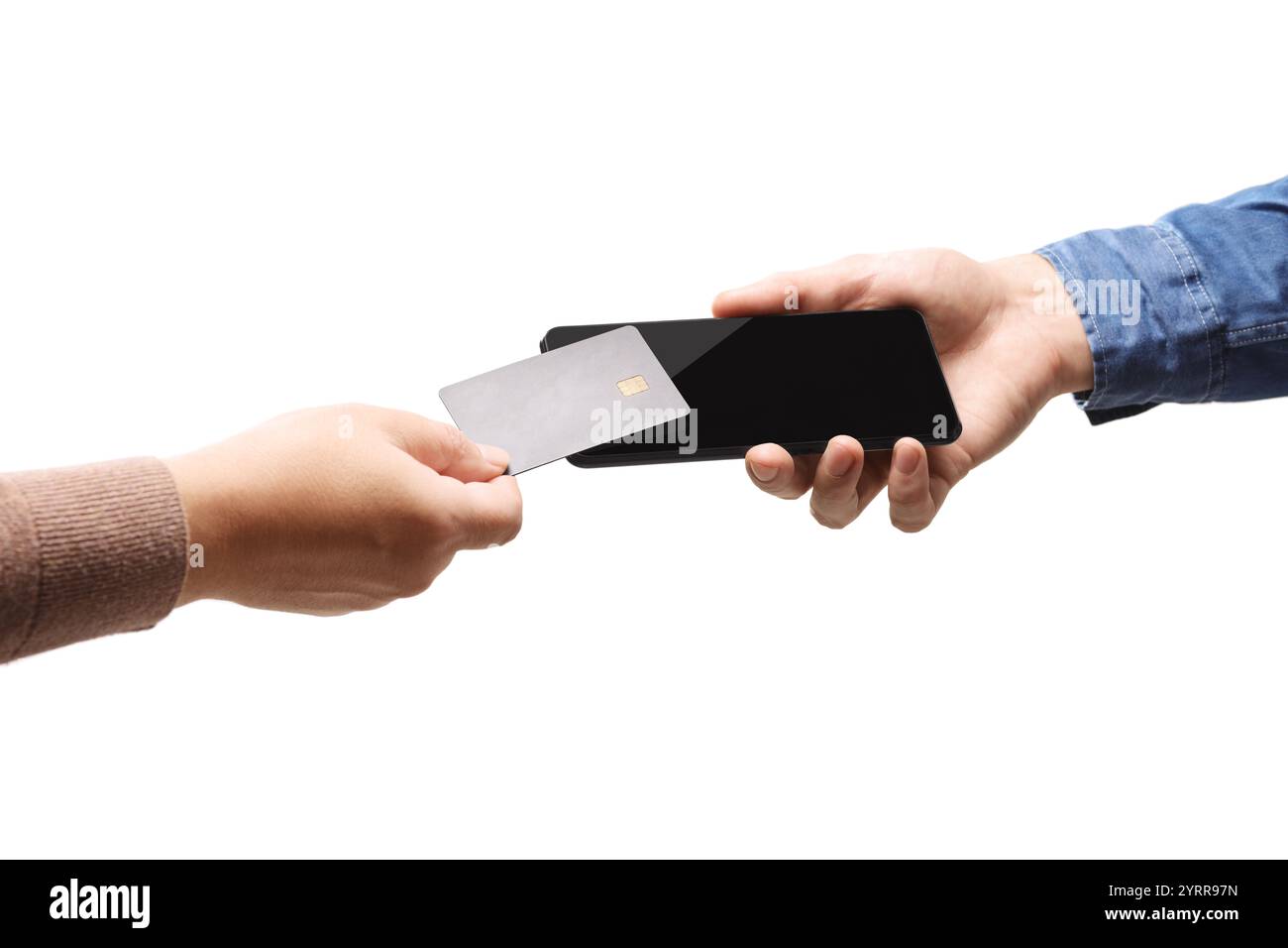 Mann, der mit einer kontaktlosen Kreditkarte bezahlt, isoliert auf weißem Hintergrund Stockfoto