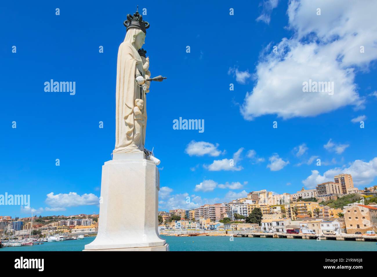 Blick auf den Hafen von Sciacca, Sciacca, Agrigento, Sizilien, Italien Stockfoto