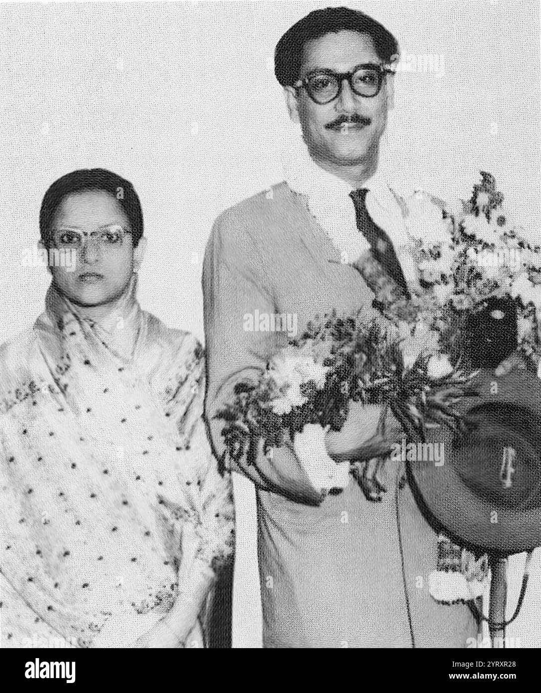 Scheich Mujibur Rahman und seine Frau Begum Faziltunnesa Mujib in den 1950er Jahren Stockfoto