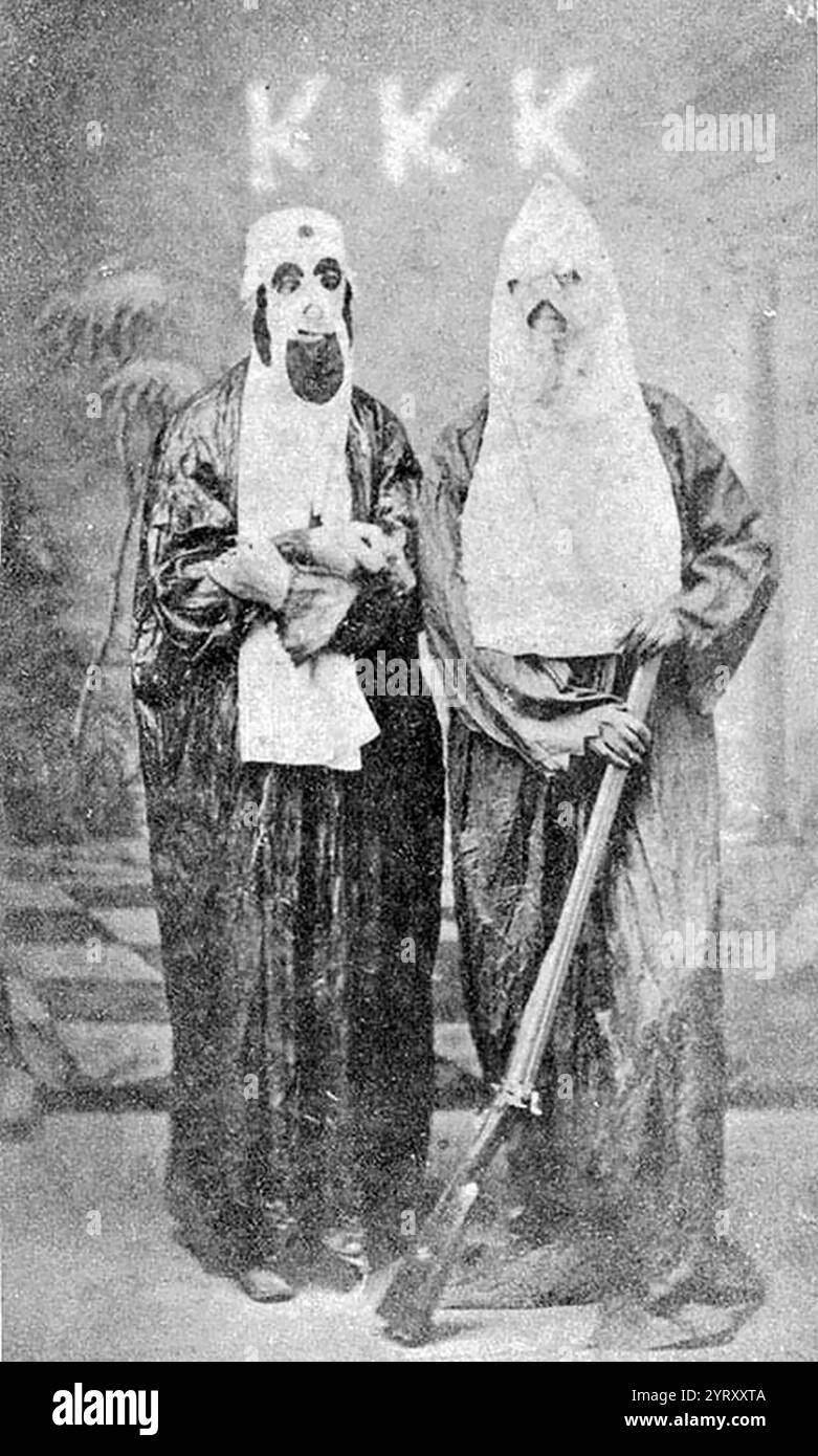 Zwei Mitglieder des Ku Klux Klan, um 1870 Stockfoto