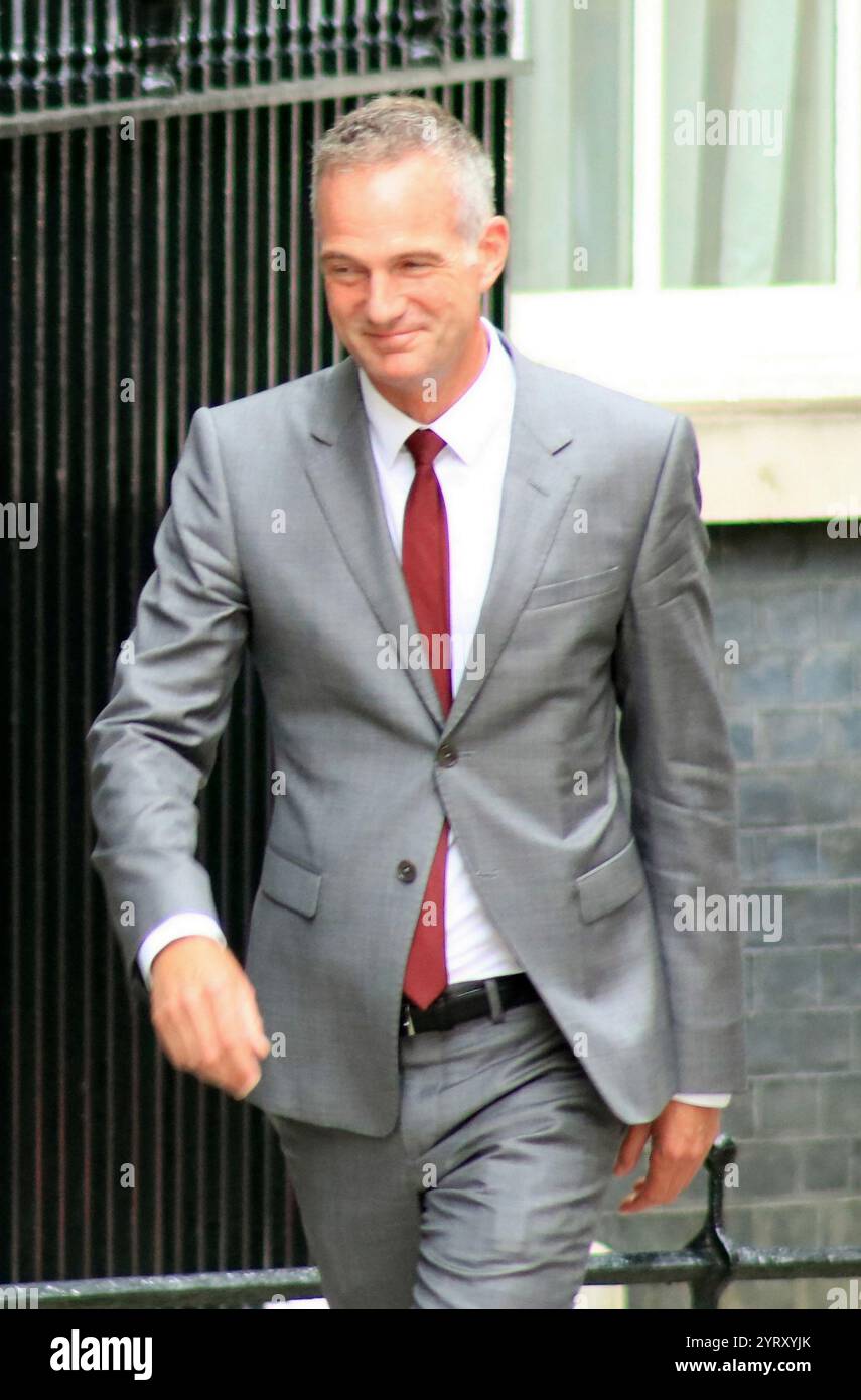 Peter Kyle (Staatssekretär für Wissenschaft, Innovation und Technologie) kam in der Londoner Downing Street an, um nach der Wahl seine neue Rolle in der Labour-Regierung zu übernehmen. Juli 2024. Stockfoto