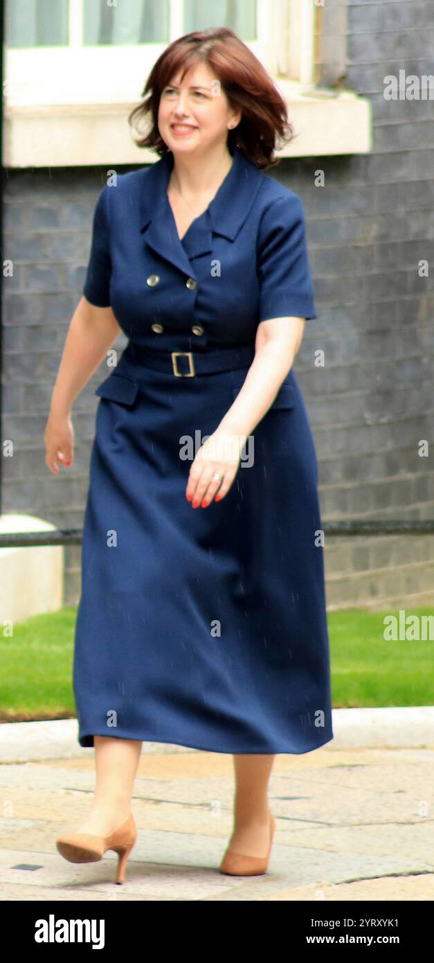 Lucy Maria Powell (Leiterin des Unterhauses und Lord President of the Council). Sie kamen in der Londoner Downing Street an, um nach der Wahl ihre neue Rolle in der Labour-Regierung zu übernehmen. Juli 2024. Stockfoto