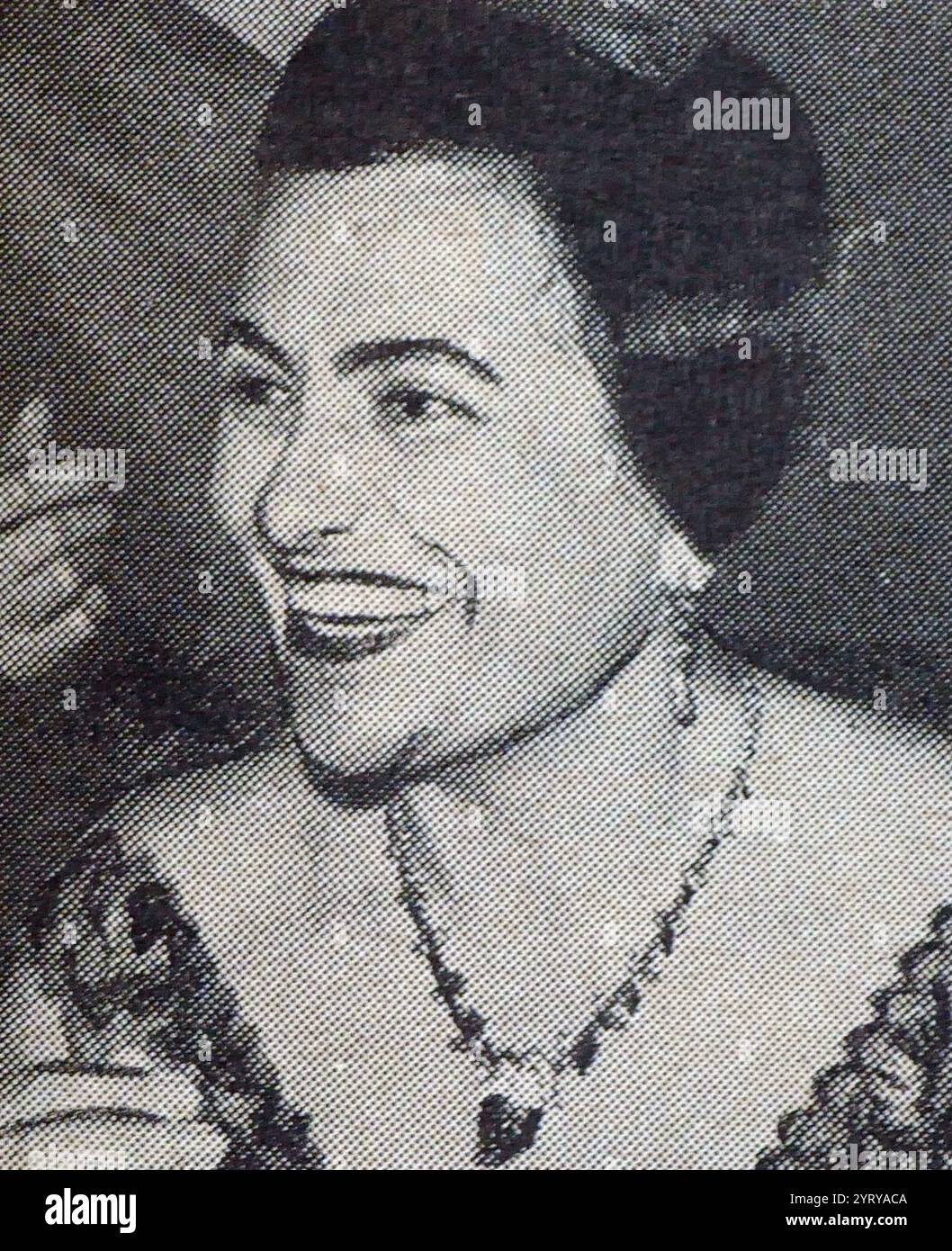 Jovanka Broz (1924–2013), First Lady von Jugoslawien als Ehefrau des jugoslawischen Führers Josip Broz Tito. Sie war Oberstleutnant der Jugoslawischen Volksarmee. Sie war von 1952 bis zu seinem Tod 1980 mit Tito verheiratet. Nach dem Tod ihres Mannes wurde ihr gesamtes Eigentum beschlagnahmt und sie zog in eine staatseigene Villa, wo sie angeblich unter virtuellem Hausarrest lebte Stockfoto