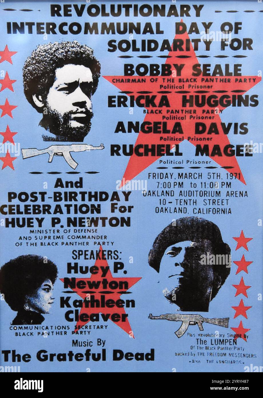 Montage-Poster zur Unterstützung der inhaftierten Führer der American Black Panther Party. Die Black Panther Party (BPP), ursprünglich Black Panther Party for Self-Defence, war eine politische Organisation der Black Power, die von den Studenten Bobby Seale (Vorsitzender) und Huey P. Newton im Oktober 1966 in Oakland, Kalifornien gegründet wurde. Die Partei war von 1966 bis 1982 in den Vereinigten Staaten aktiv Stockfoto