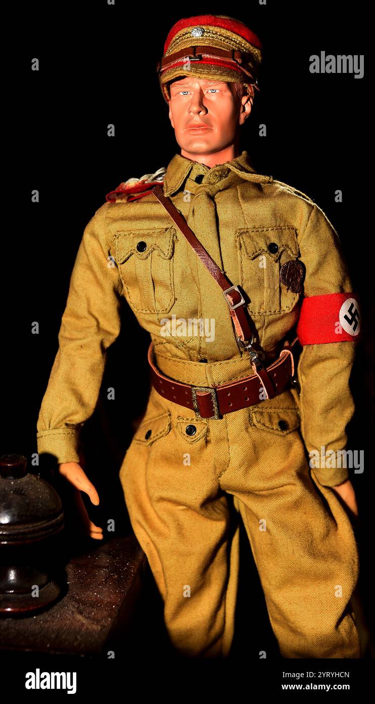 Modell einer Sturmabteilung, Brownshirt Mitglied des paramilitärischen Flügels der NSDAP. Sie spielte eine wichtige Rolle bei Adolf Hitlers Machtübernahme in den 1920er und 1930er Jahren Ihre Hauptziele waren der Schutz für NS-Kundgebungen und -Versammlungen Stockfoto