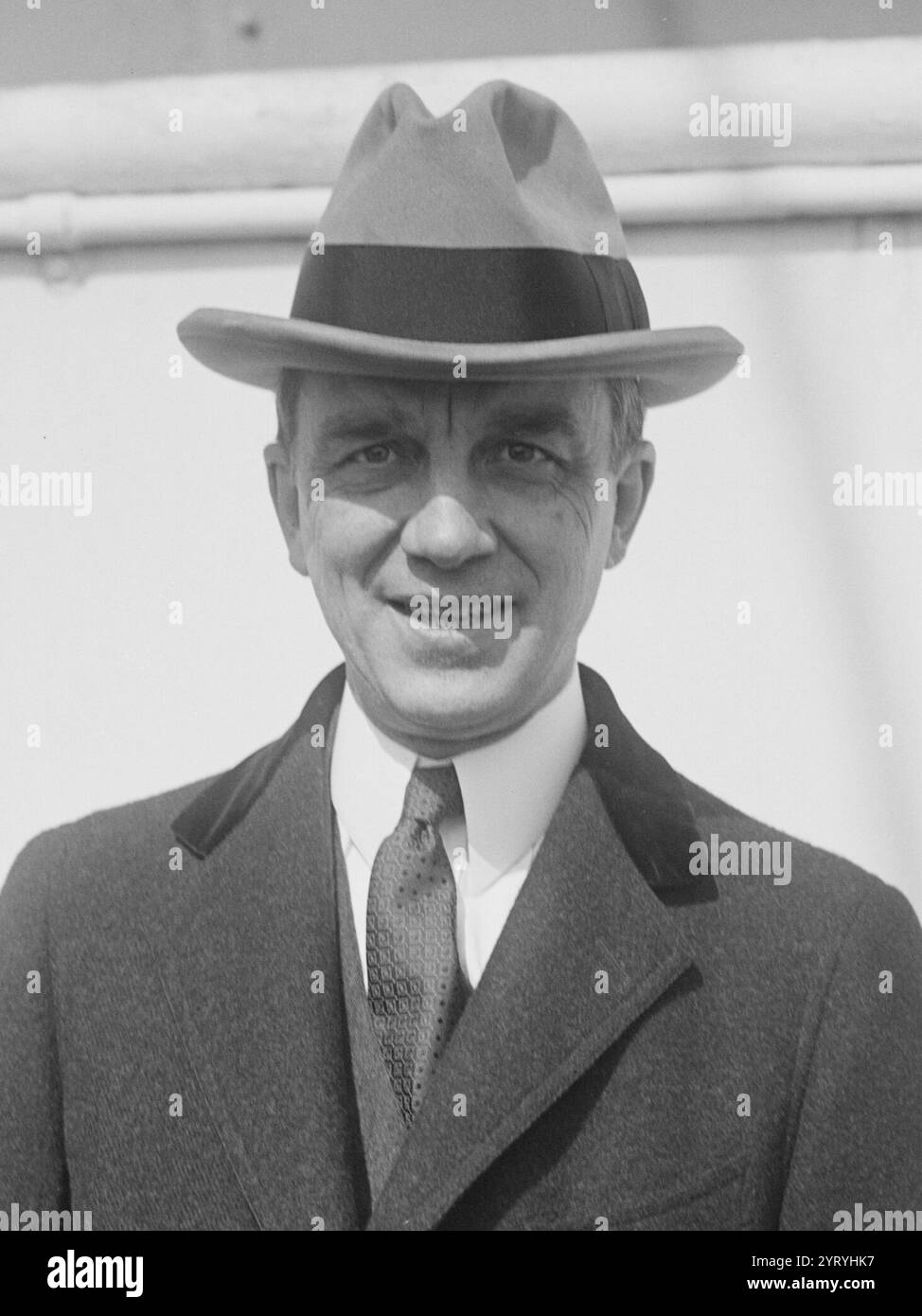 Owen D. Young, Jurist und Diplomat bei der Zweiten Reparationskonferenz (SRC) 1929, Mitglied der Deutschen Reparationskommission. Er ist bekannt für den Plan zur Beilegung der deutschen Reparationen im Ersten Weltkrieg, bekannt als der Junge Plan und für die Erfüllung der deutschen Verpflichtungen Stockfoto