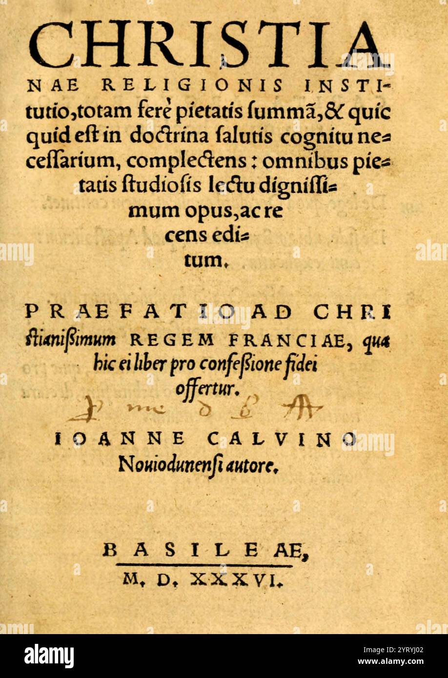 Die 1536 erschienene Ausgabe des Institutio Christianae Religionis ist John Calvins bahnbrechendes Werk der systematischen Theologie. Als eines der einflussreichsten Werke der protestantischen Theologie [1] wurde es 1536 zur gleichen Zeit wie Heinrich VIII. Von England bei der Auflösung der Klöster und 1541 in seiner französischen Muttersprache veröffentlicht. Die endgültigen Ausgaben erschienen 1559 in lateinischer und 1560 in französischer Sprache. Die Institute sind eine zentrale Referenz für das System der Lehre, das von den reformierten Kirchen angenommen wurde, gewöhnlich Calvinismus genannt. Stockfoto
