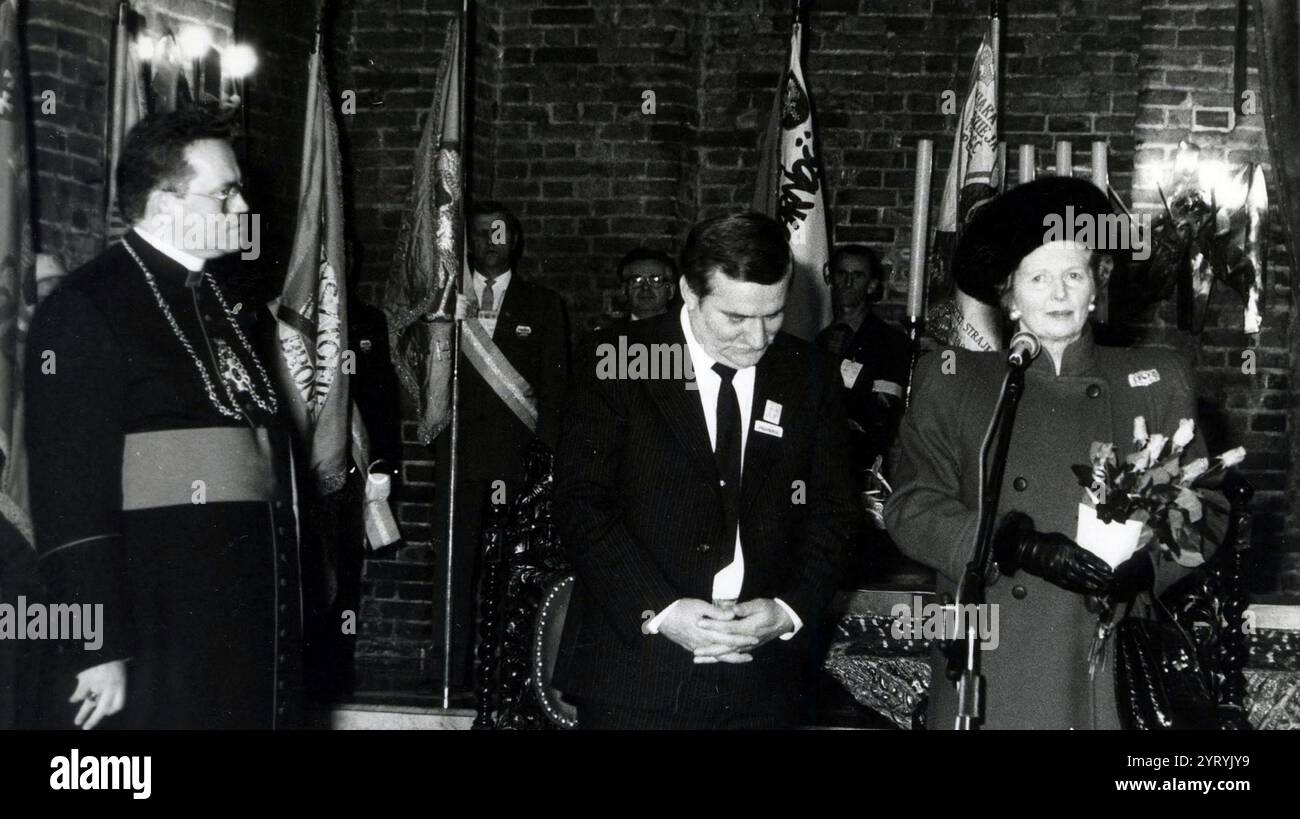 Prälat Henryk Jankowski, Lech Walesa und Margaret Thatcher in der St. Bridget Kirche in Danzig, 4. November 1988. Stockfoto