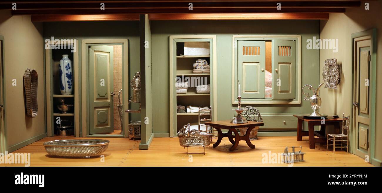 Doll's House (Niederländisch), 17. Jahrhundert. Beliebt bei niederländischen Sammlern. Stockfoto