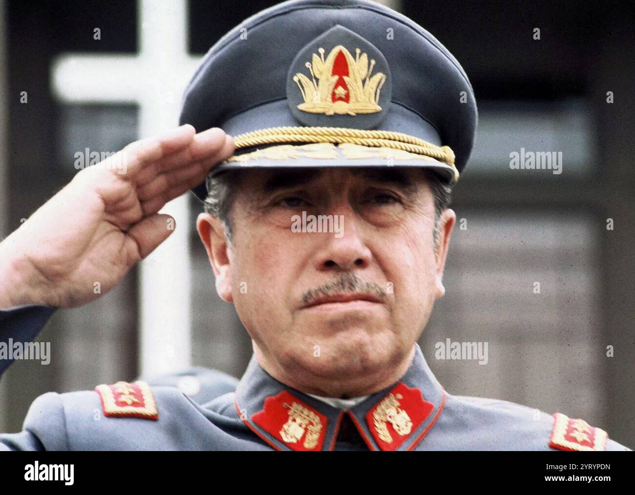 Augusto Pinochet Ugarte (1915 ? 2006) Chilenischer Militärdiktator, der von 1973 bis 1990 Chile regierte. Er war von 1973 bis 1981 Führer der Militärjunta und wurde 1974 von der Junta zum Präsidenten der Republik ernannt und wurde damit Diktator Chiles Stockfoto