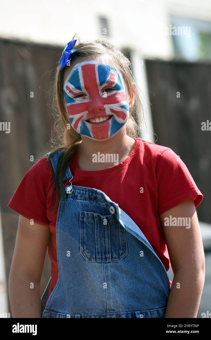 Der VE Day wird in England während der Corona-Virus-Pandemie am 8. Mai 2020 gefeiert. Der Tag des Sieges in Europa ist der Tag, an dem die Alliierten des Zweiten Weltkriegs die bedingungslose Kapitulation der deutschen Armee durch die Alliierten am Dienstag, den 8. Mai 1945, feierten, was das Ende des Zweiten Weltkriegs in Europa markiert. Stockfoto