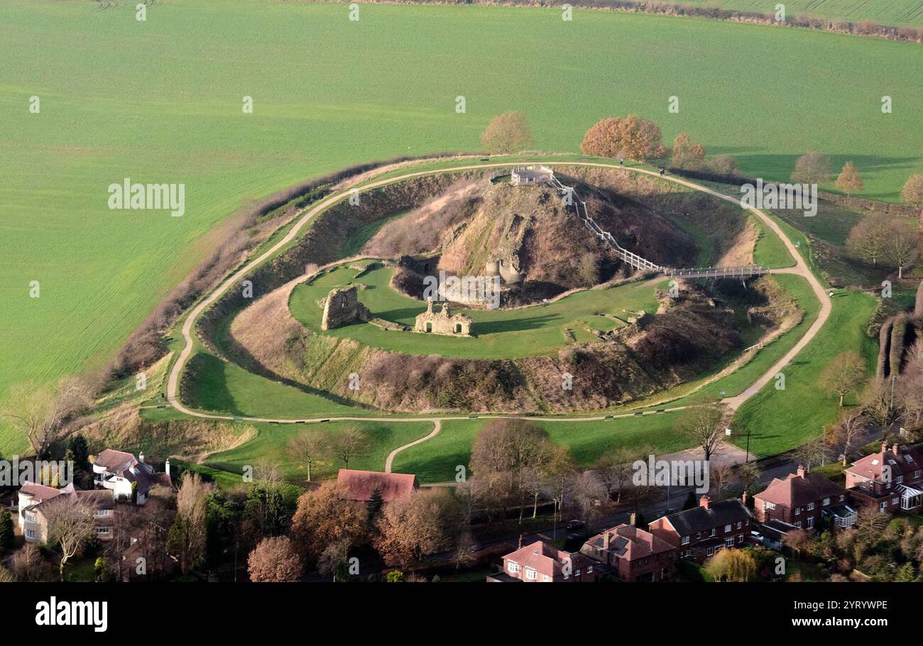 Eine Drohnenaufnahme der historischen Sandalkaste in Wakefield, West Yorkshire, Nordengland, Großbritannien Stockfoto