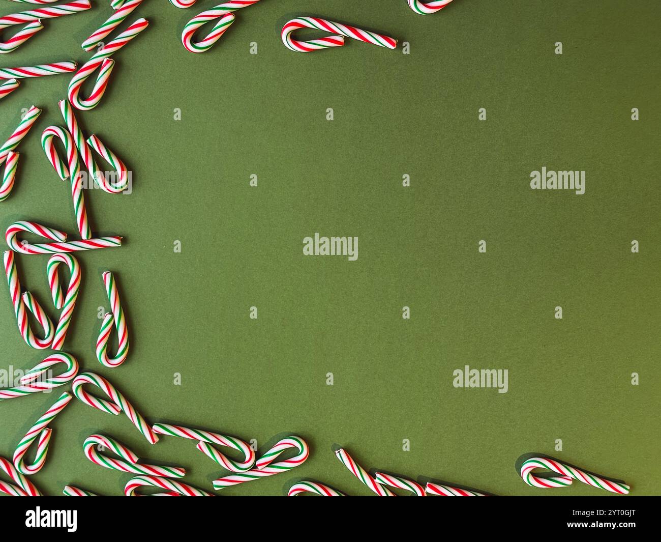 Zuckerrohr, weihnachtliche Essensflachlagen, Feiertagshintergründe Stockfoto