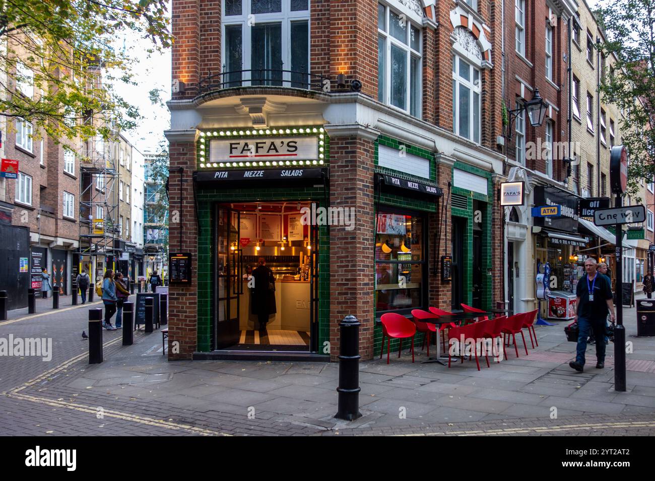 Café & Restaurant, Neal Street, Covent Garden, London, Großbritannien Stockfoto