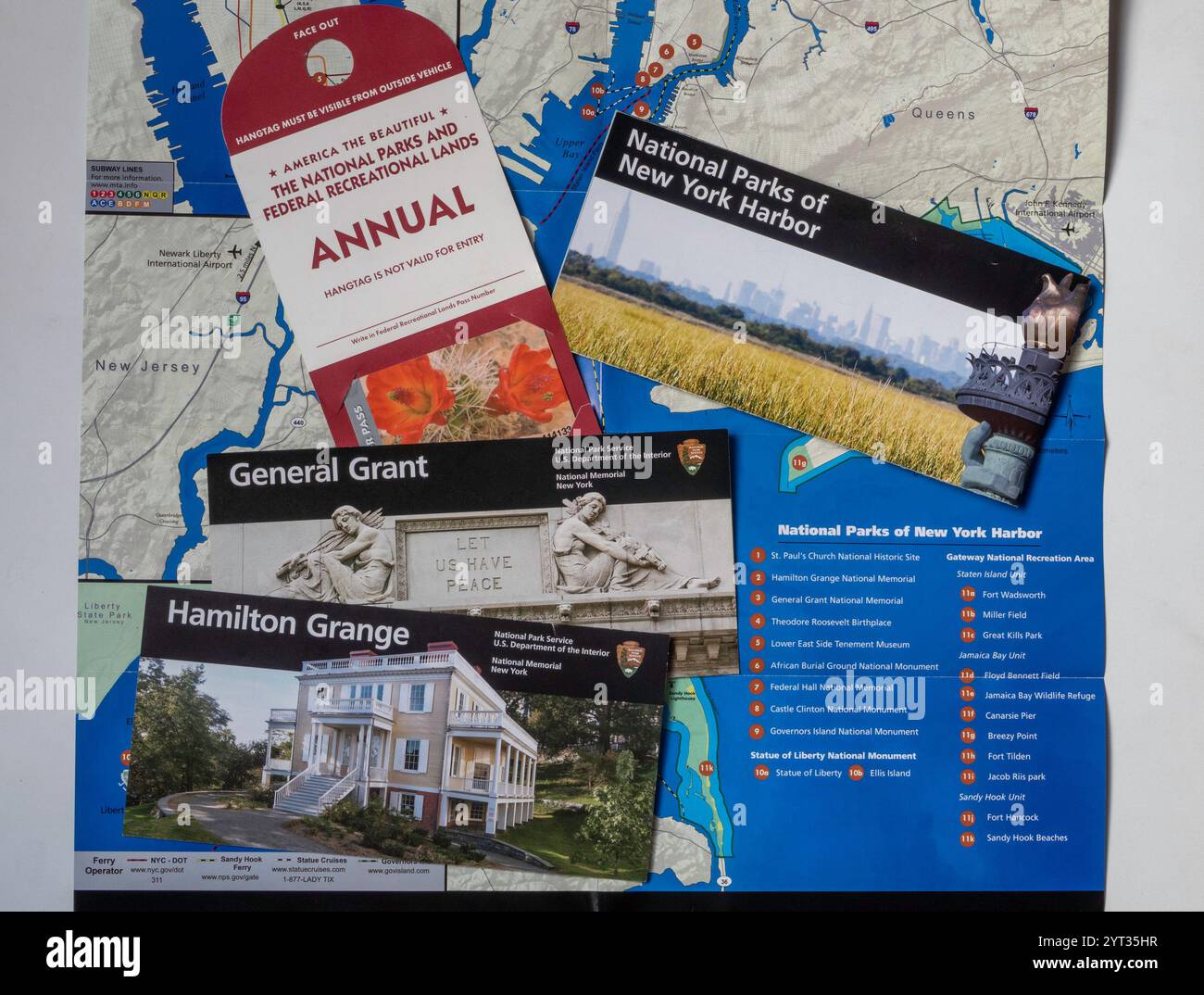 The National Parks and Federal Recreational Lands Senior Access Pass, USA 2024 Stockfoto