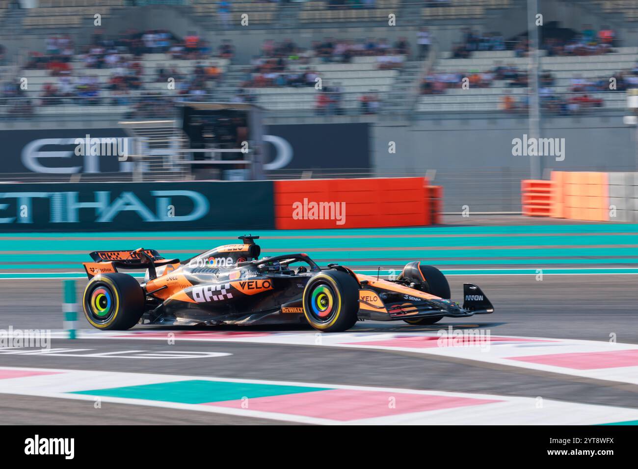 Yas Marina, Abu Dhabi. Dezember 2024. Pato O'Ward (US McLaren F1 Team Reservefahrer während der Freitagssitzung des Formel 1 Etihad Airways Abu Dhabi Grand Prix 2024, Yas Marina, Abu Dhabi 6-8 Dezember 2024 Credit: Alessio de Marco/Alamy Live News Stockfoto