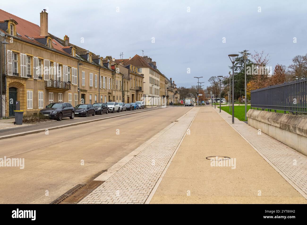 Eindruck einer Stadt namens Metz, die sich im Winter in der Region Lothringen in Frankreich befindet Stockfoto