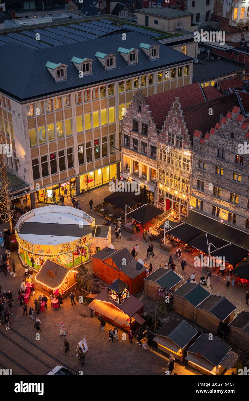 Weihnachtsmarkt in Gent Stockfoto