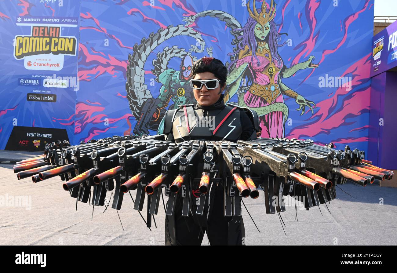 Neu-Delhi, Indien. Dezember 2024. NEW DELHI, INDIEN - 6. DEZEMBER: Menschen, die als Comic-Charaktere auf der Delhi Comic Con 2024 auf dem NSIC Exhibition Grounds Okhla am 6. Dezember 2024 in New Delhi, Indien, gekleidet sind. (Foto: Sonu Mehta/Hindustan Times/SIPA USA) Credit: SIPA USA/Alamy Live News Stockfoto