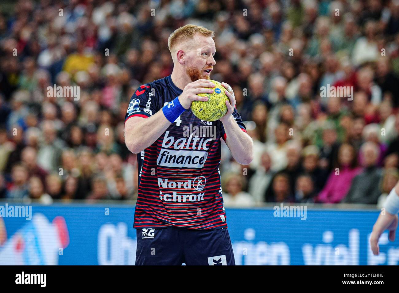 Jim Gottfridsson (SG Flensburg-Handewitt, #24) GER, SG Flensburg-Handewitt vs. 1. VfL Potsdam, Handball, Bundesliga, Spieltag 13, Saison 2024/2025, 06.12.2024 Foto: Eibner-Pressefoto/Marcel von Fehrn Stockfoto