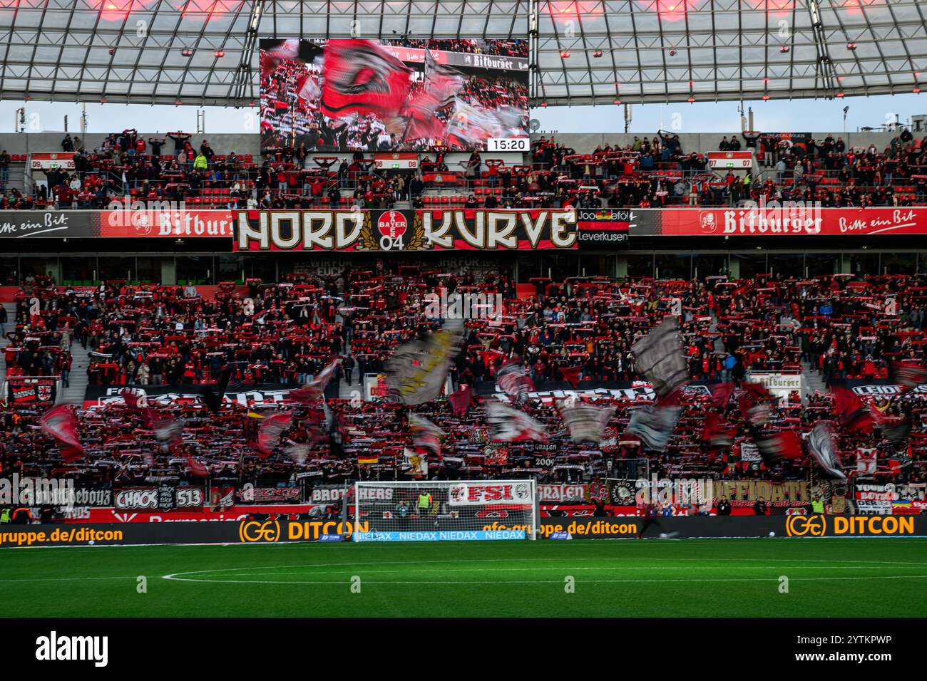 LEVERKUSEN, DEUTSCHLAND - 7. DEZEMBER 2024: Bundesliga, das Spiel Bayer Leverkusen gegen FC St. Pauli in der BayArena Stockfoto