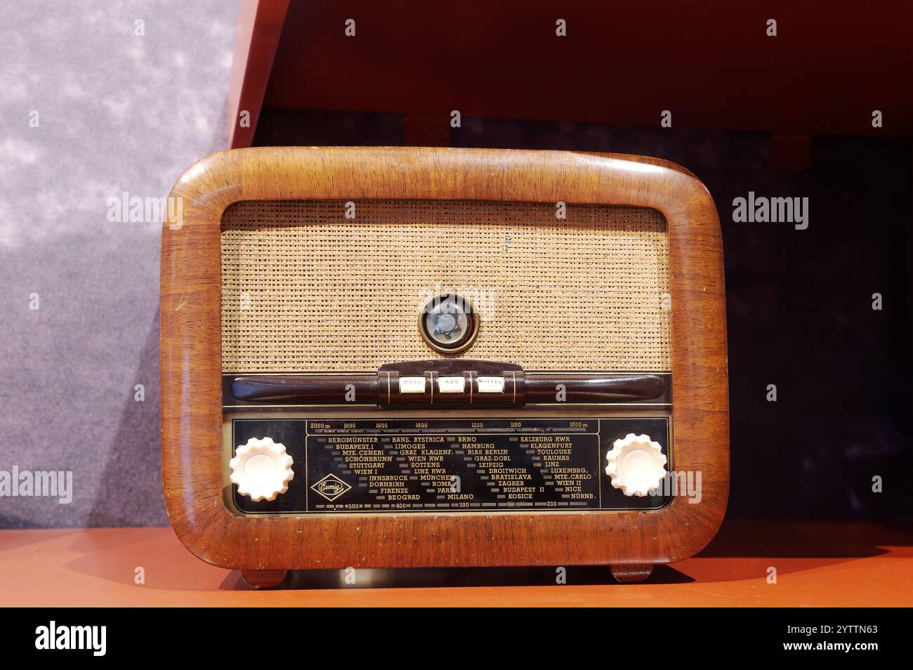 Technisches Museum Wien, Österreich. Funkempfänger Bel Ami 355, 1953 Stockfoto