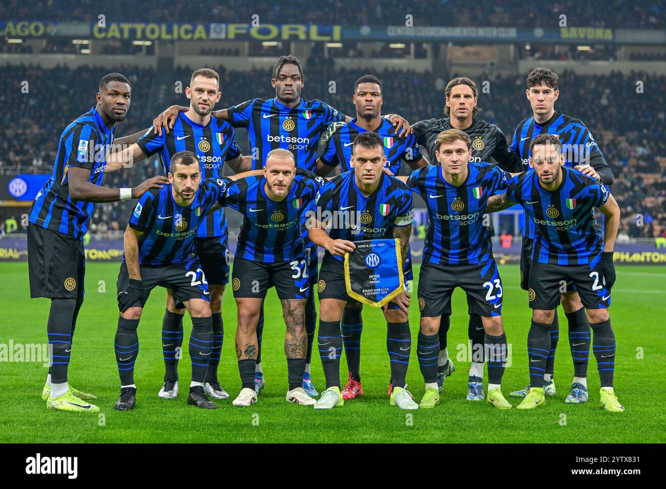 Mailand, Italien. Dezember 2024. Das Startelf von Inter für das Spiel der Serie A zwischen Inter Mailand und Parma bei Giuseppe Meazza in Mailand. Stockfoto