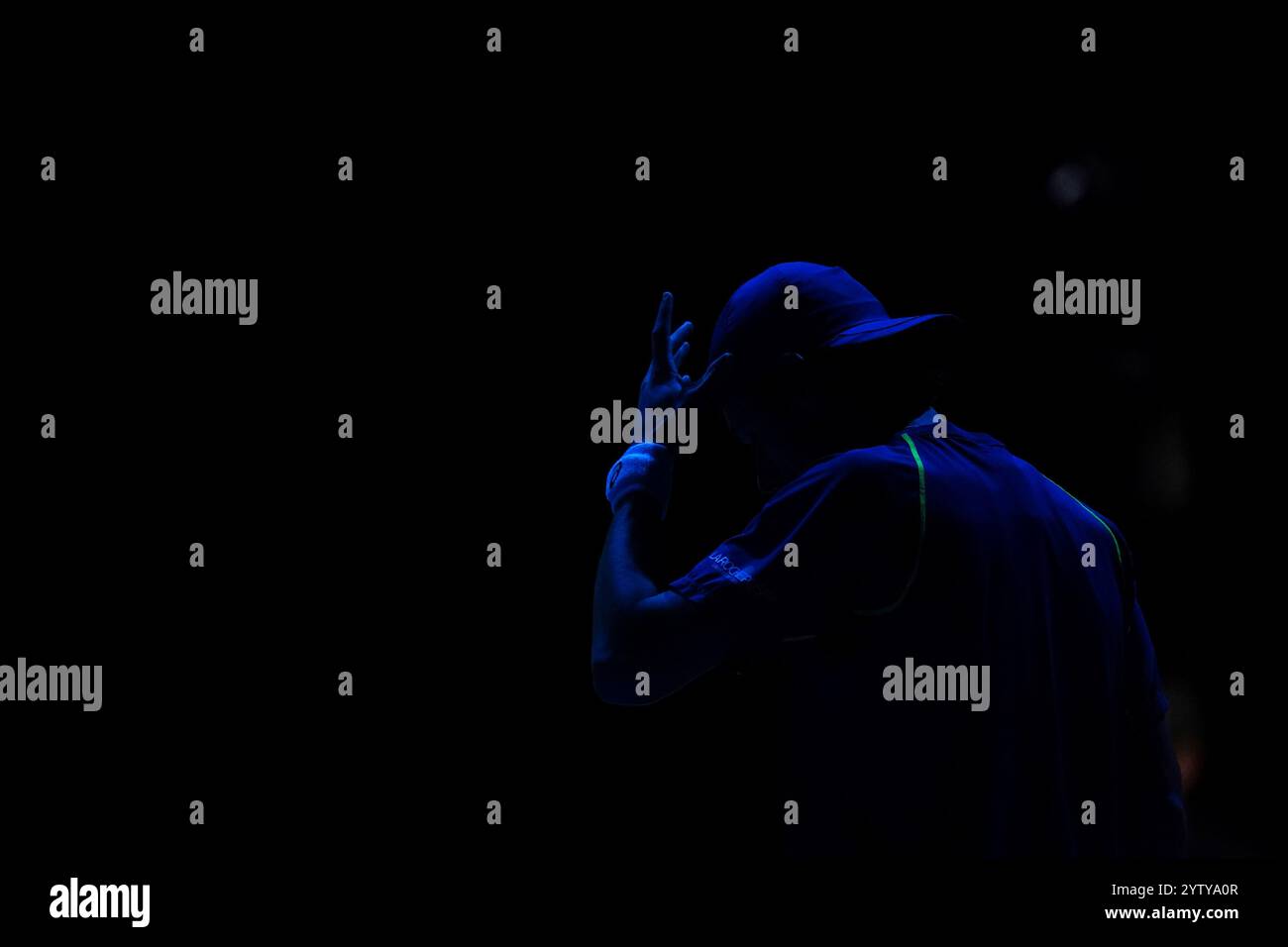 Der Australier Alex de Minaur während seines Spiels gegen den Franzosen Gael Monfils (nicht abgebildet) im UTS London Grand Final 2024 in der Copper Box Arena in London. Bilddatum: Sonntag, 8. Dezember 2024. Stockfoto