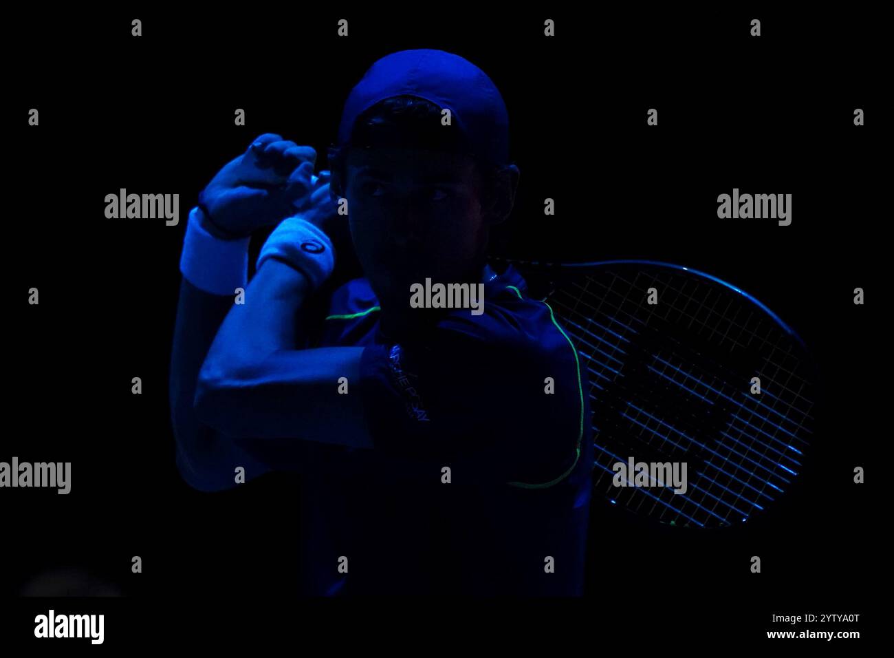 Der Australier Alex de Minaur während seines Spiels gegen den Franzosen Gael Monfils (nicht abgebildet) im UTS London Grand Final 2024 in der Copper Box Arena in London. Bilddatum: Sonntag, 8. Dezember 2024. Stockfoto