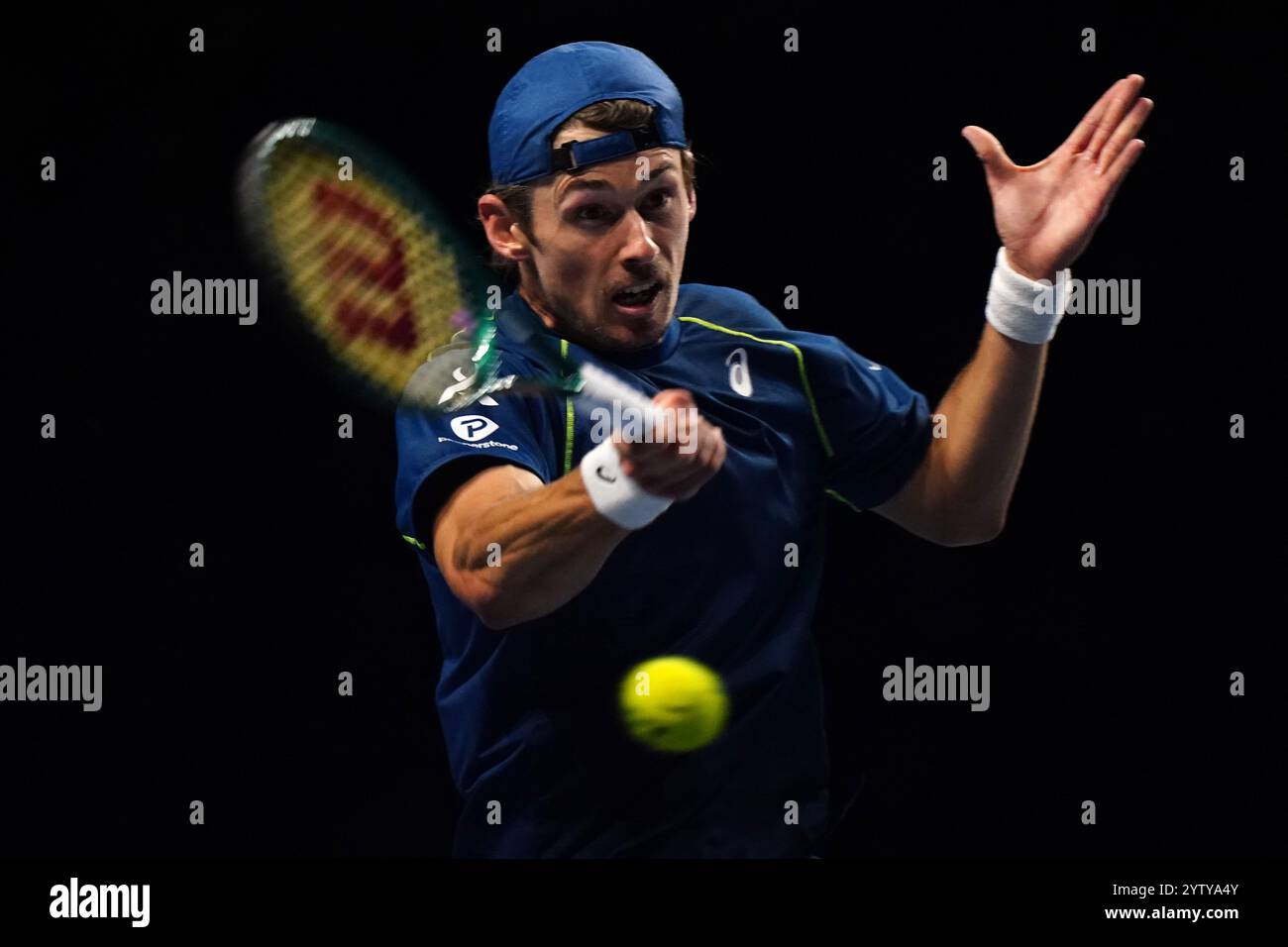 Der Australier Alex de Minaur während seines Spiels gegen den Franzosen Gael Monfils (nicht abgebildet) im UTS London Grand Final 2024 in der Copper Box Arena in London. Bilddatum: Sonntag, 8. Dezember 2024. Stockfoto