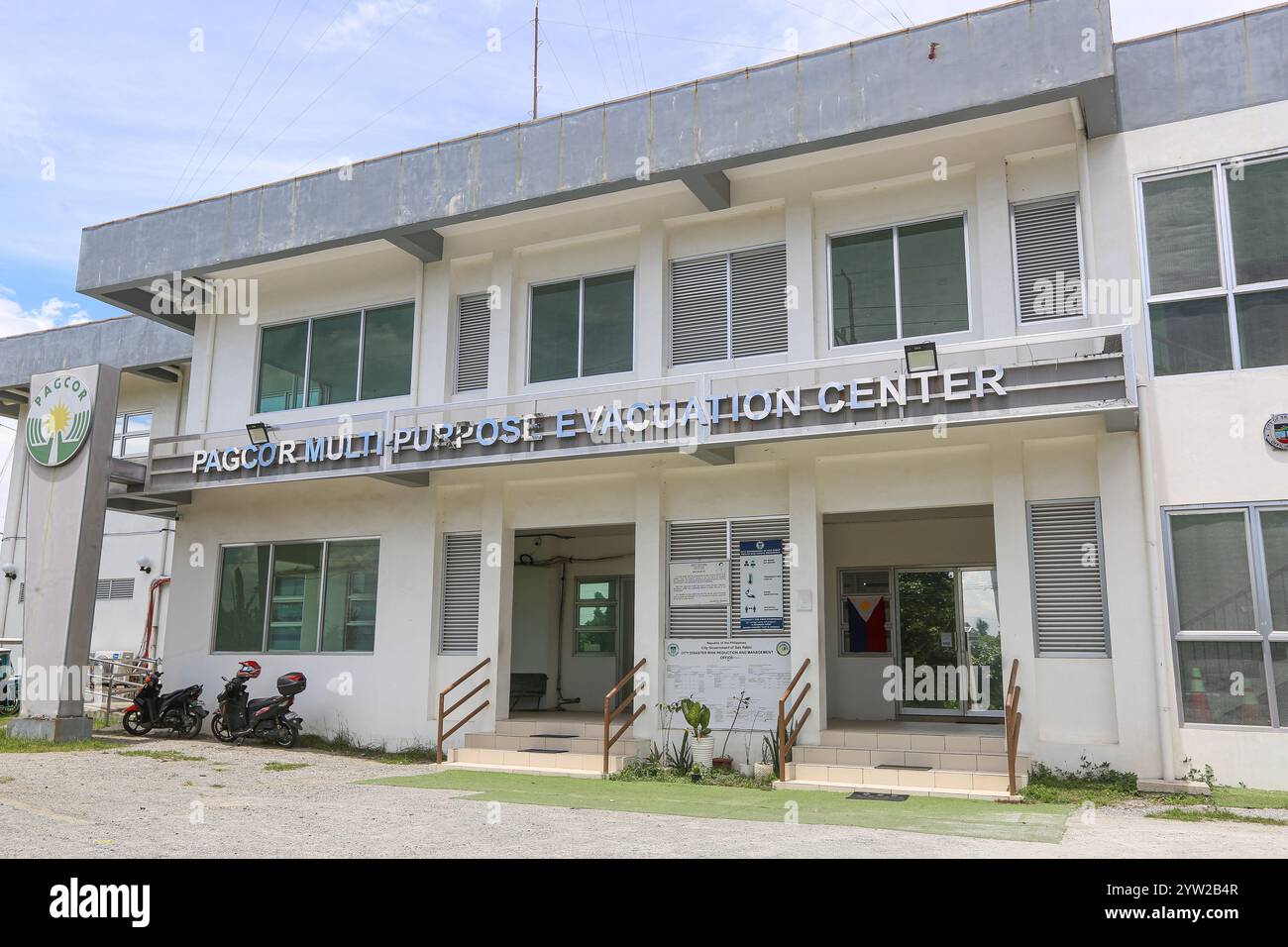 Philippine Amusement/Gaming Corp (PAGCOR) Multi Purpose Evakuation Center, Philippinen (Nachrichten Dez 2024: Pres Marcos unterzeichnet Ligtas Pinoy Centers Act) Stockfoto