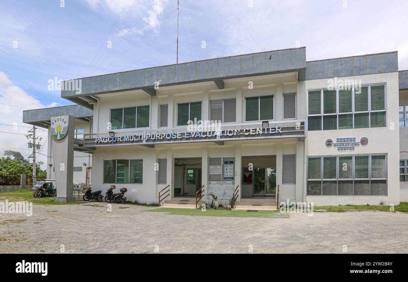 Philippine Amusement/Gaming Corp (PAGCOR) Multi Purpose Evakuation Center, Philippinen (Nachrichten Dez 2024: Pres Marcos unterzeichnet Ligtas Pinoy Centers Act) Stockfoto