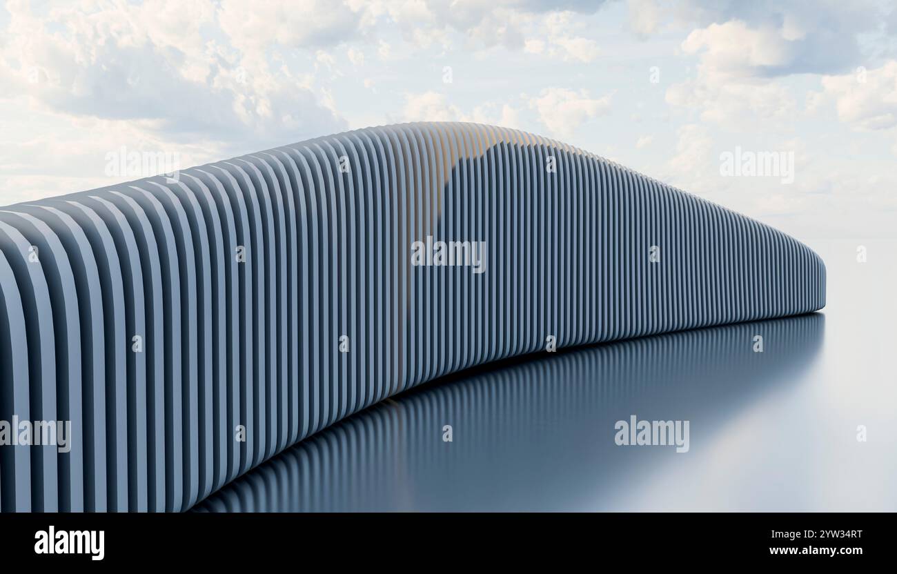 Moderne Architektur eines kurvilinearen Gebäudes mit horizontalen Linien vor einem bewölkten Himmel. Stockfoto