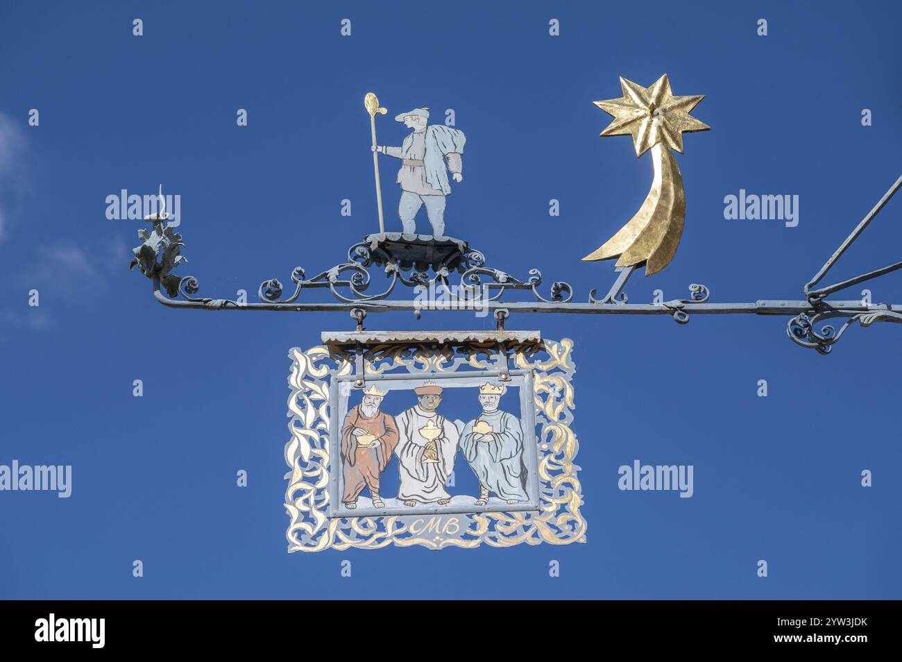 Historisches Nasenschild des Gasthauses der drei Heiligen Könige, Marktplatz 3, Endingen, Badern-Württemberg, Deutschland, Europa Stockfoto
