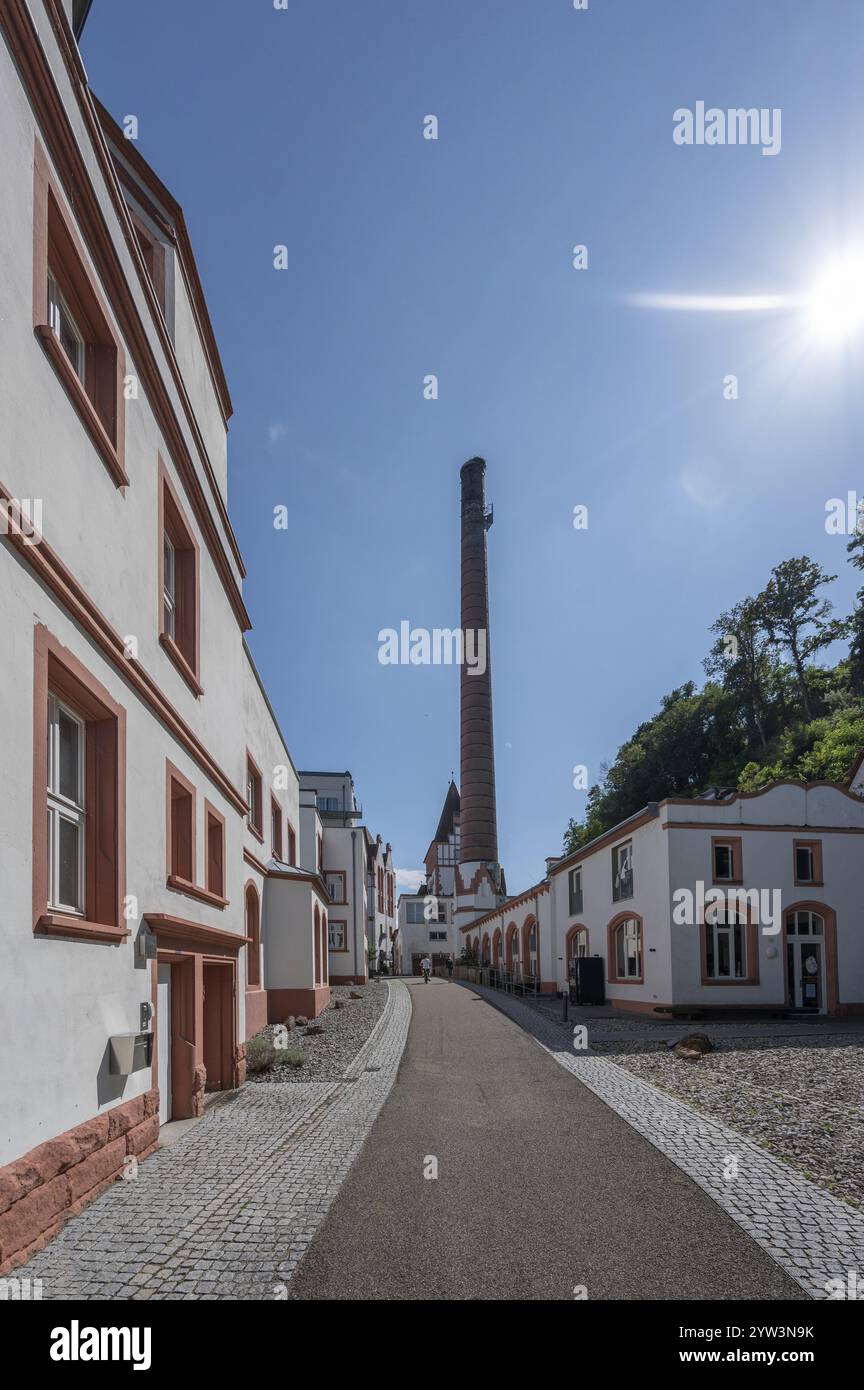 Riegel Brauerei am Leopoldkanal, hergestellt von 1834 bis 2003 in Riegel, heute Kunstgalerie und mit modernen Lofts, Riegel am Kaiserstuhl, Baden-Wuer Stockfoto