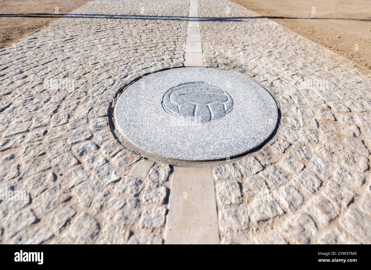 A slab indicates where the center of the Vicente Calderón field used to be, in the green space built over the M-30 overlay in the Mahou-Calderón area, on December 9, 2024, in Madrid (Spain). This space is open to the public today and represents the culmination of Madrid Rio. It also pays tribute to the former Vicente Calderón in the park of Atlético de Madrid. The new space is open to the public today and is the culmination of Madrid Río. 09 DECEMBER 2024 Alberto Ortega / Europa Press 12/09/2024 (Europa Press via AP) Stockfoto