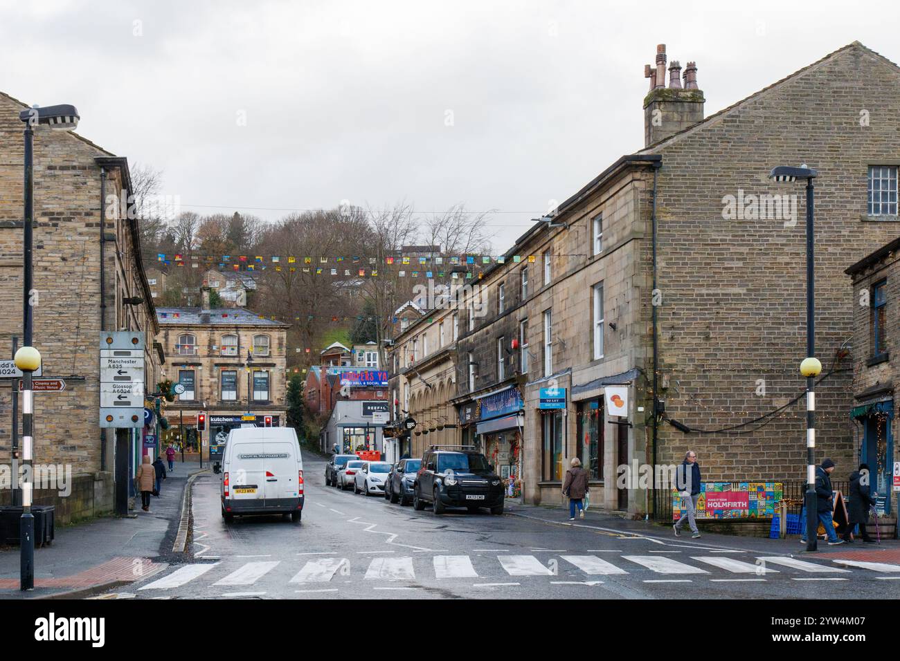 Holmfirth, ein Dorf in Pennine, im Dezember 2024 Stockfoto