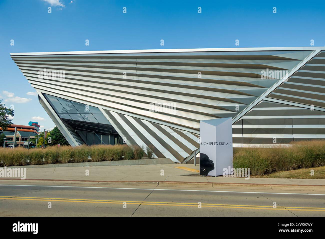 EAST LANSING, MI, USA, 19. SEPTEMBER 2024: Eli and Edythe Broad Art Museum auf dem Campus der Michigan State University. Stockfoto