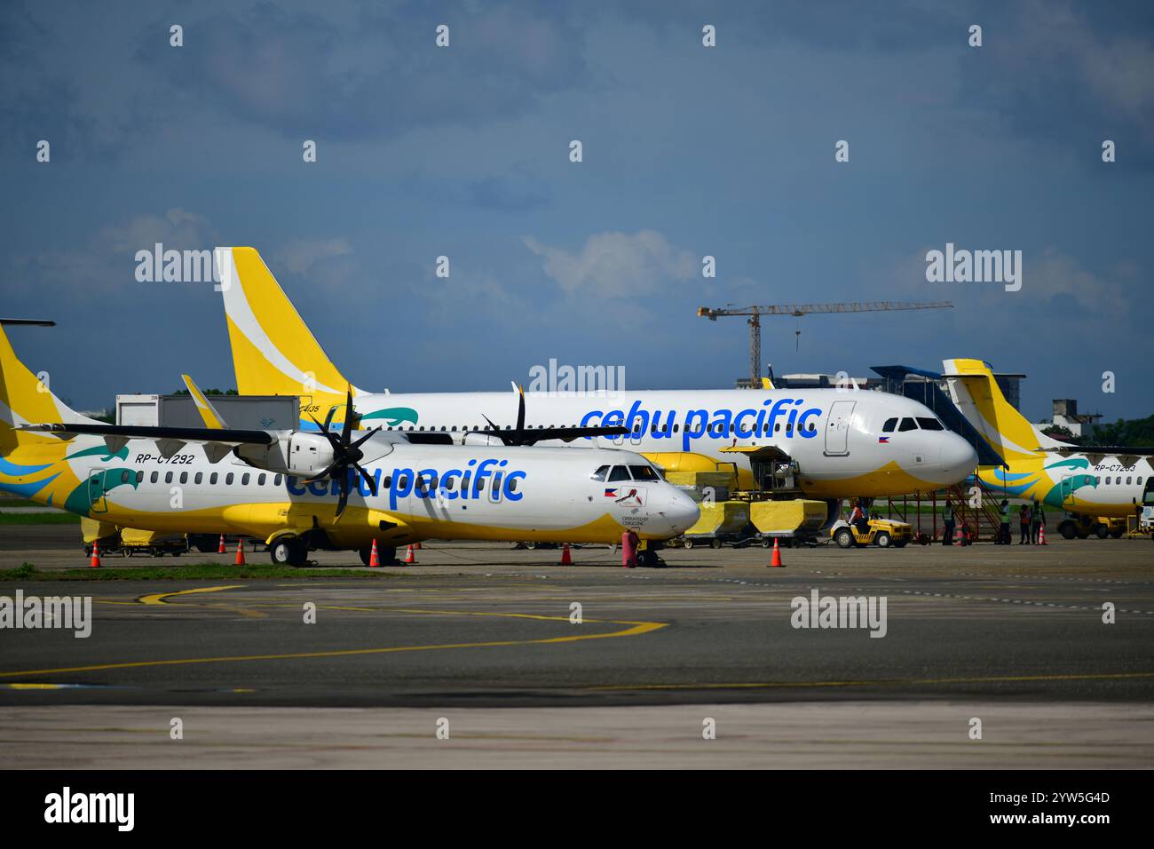 Flugzeuge der Cebu Pacific Airline am Mactan-Cebu International Airport. Philippinen Stockfoto