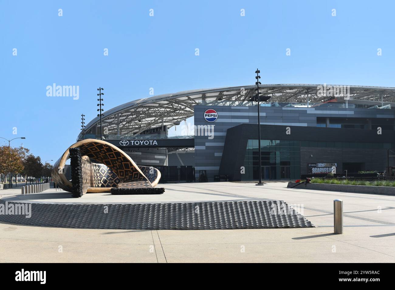 LOS ANGELES, KALIFORNIEN - 4. Dezember 2024: BMO Stadium im Exposition Park, Heimstadion der Major League Soccers Los Angeles FC und der National Womens Soccer LE Stockfoto