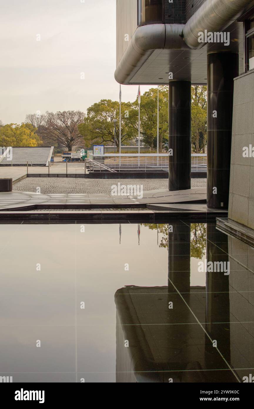 Minpaku-Gebäude des Nationalmuseums für Ethnologie im Expo Commemoration Park in Osaka, Japan am 2. Februar 2018 Stockfoto