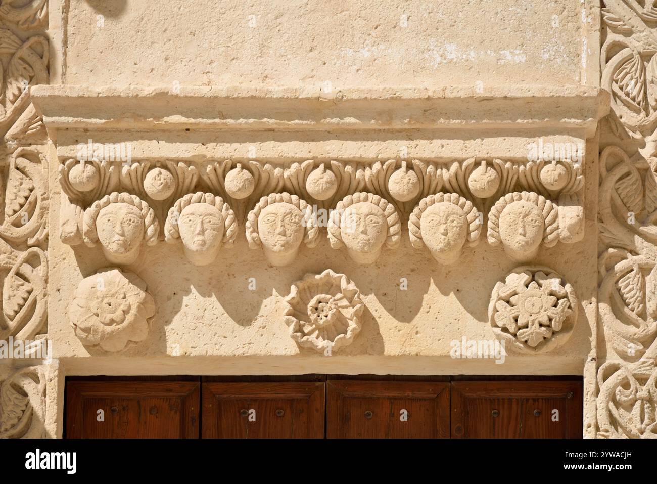 Italien, Basilikata, Matera, Dom-Tür Stockfoto