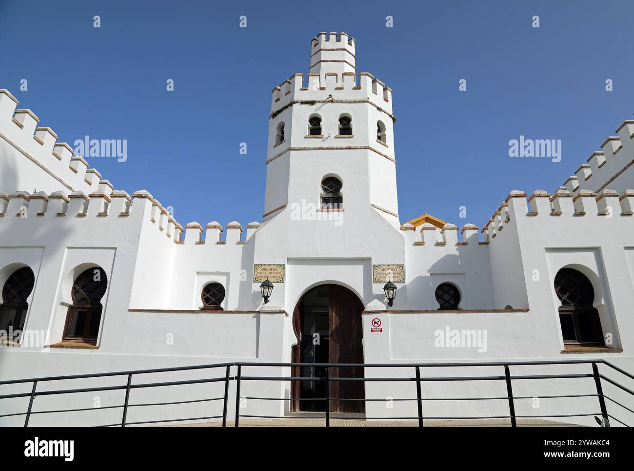 Öffentliche Bibliothek in Tarifa in Andalusien Stockfoto