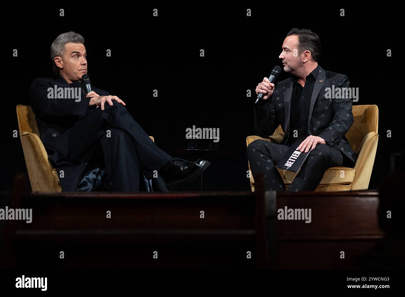 Amsterdam, Niederlande, 2024-12-10 20:46:23 10-12-2024, Pathe Tuschinski, Amsterdam, NLD. Die niederländische Filmpremiere von Better man. Im Bild: Robbie Williams. Foto: NL Beeld / David Heukers Credit: NL Beeld / Heukers Media Stockfoto