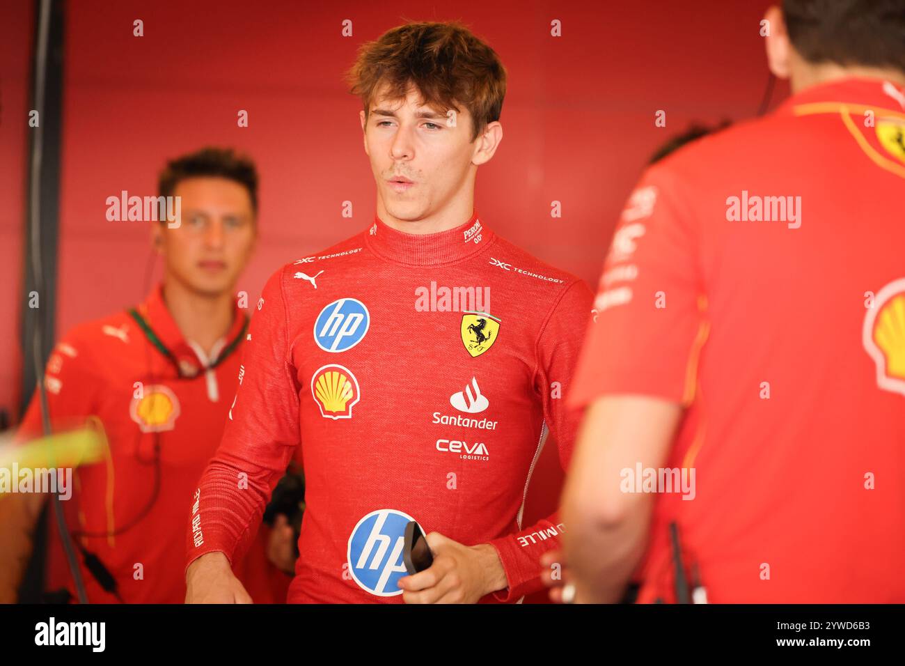 Arthur Leclerc (Scuderia Ferrari HP), Post Season Testing, ARE, Formel 1 Weltmeisterschaft, Abu Dhabi Grand Prix, Yas Marina Circuit, 10.12.2024 Foto: Eibner-Pressefoto/Annika Graf Stockfoto