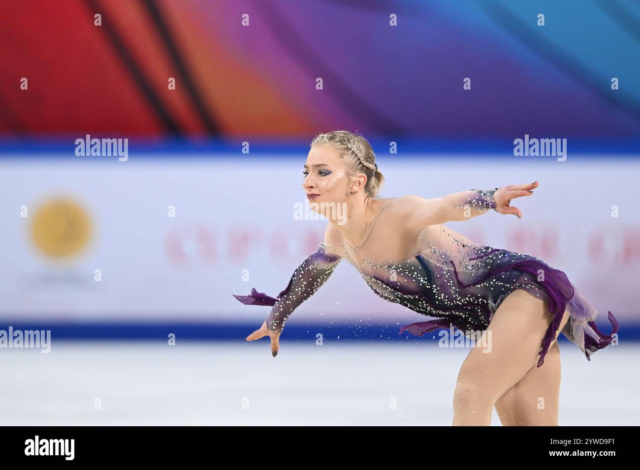 Die US-amerikanische Athletin Glenn tritt an den Frauen-Singles Free Skating an. Chongqing, China, 23. November 2024. Der große Preis des China Cup World Eiskunstlauf 2024 endete am Abend des 23. November 2024 in Chongqing. Quelle: He Penglei/China News Service/Alamy Live News Stockfoto